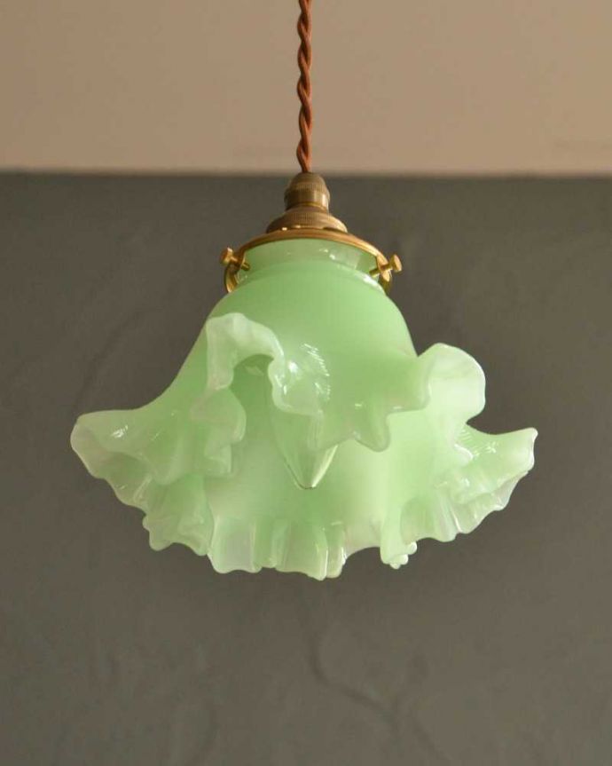 下から見たペンダントライト