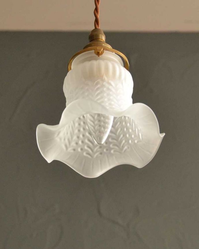 下から見たペンダントライト