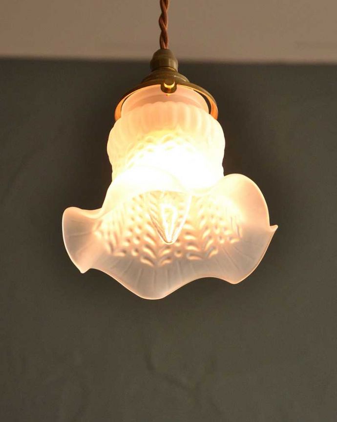 点灯後のペンダントライト