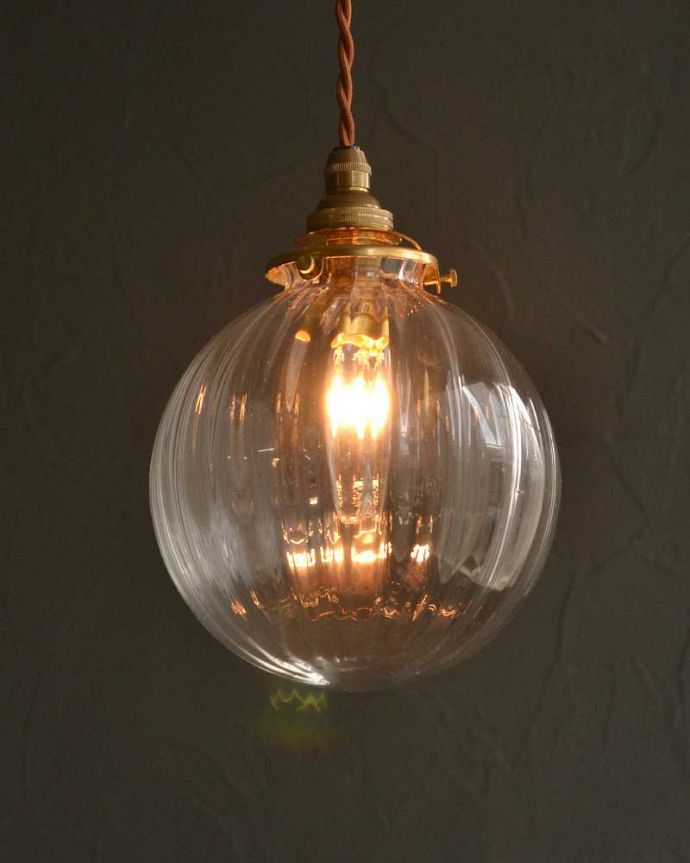 アンティーク風のペンダントライト