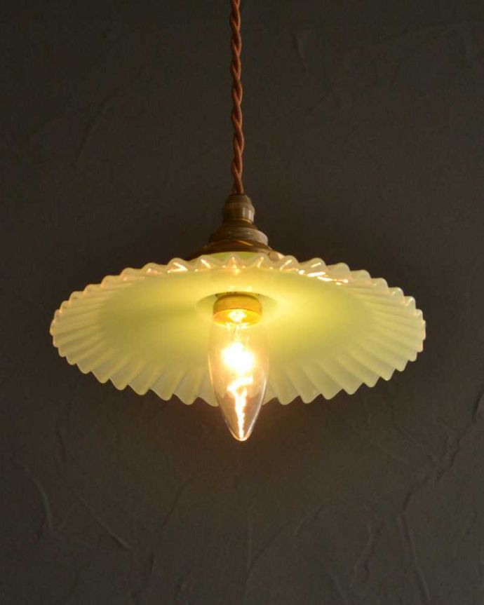 点灯後のペンダントライト