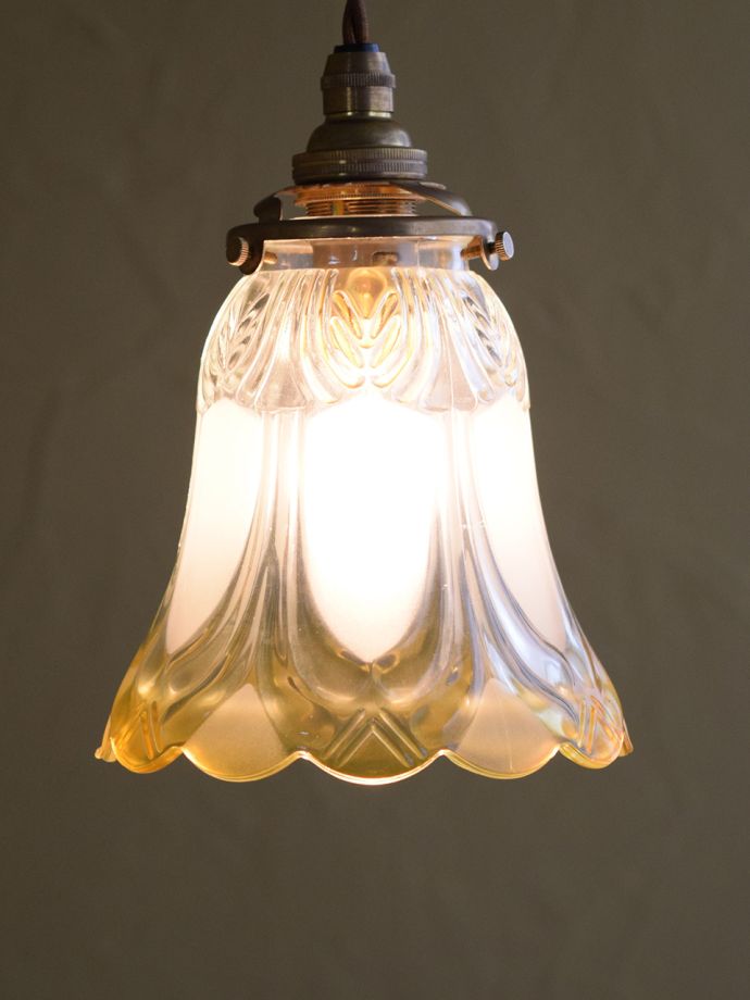 アンティーク風のペンダントライト