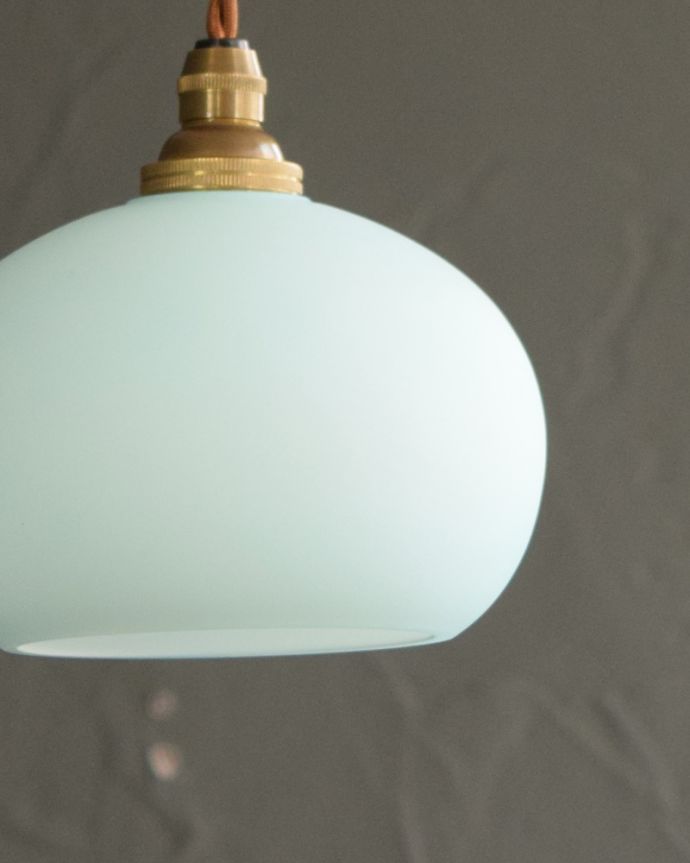 ガラスシェードの模様