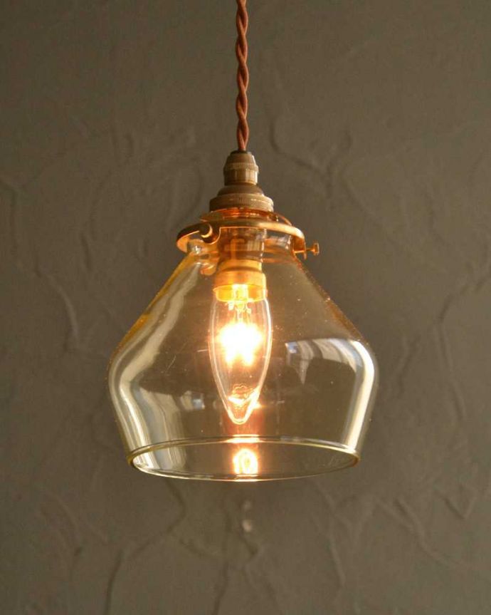 アンティーク風のペンダントライト