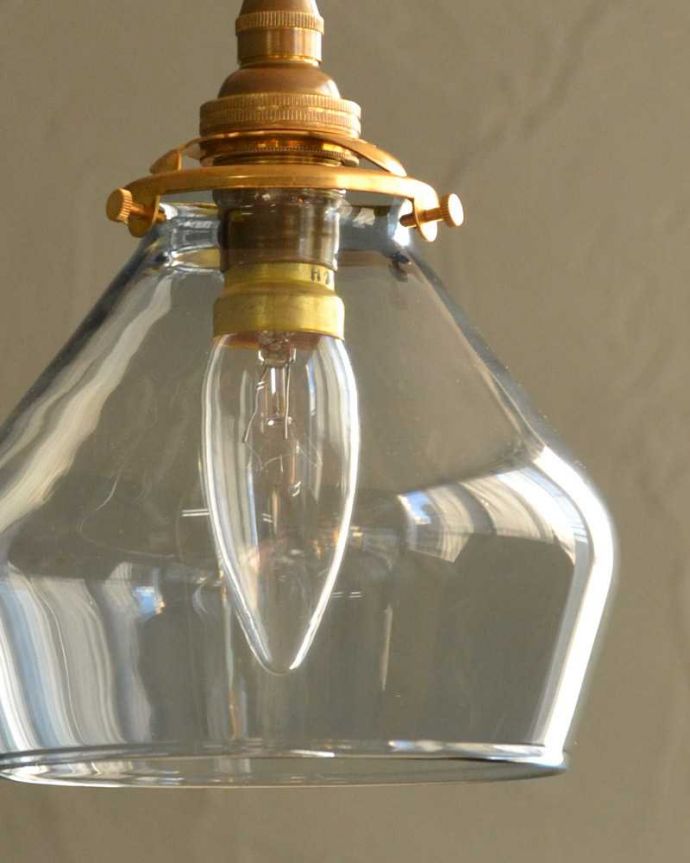 ペンダントライト　照明・ライティング　洋ナシのフォルムが可愛いペンダントライト（ブルー色）(コード・シャンデリア電球・ギャラリーA付き)。。(pl-270)