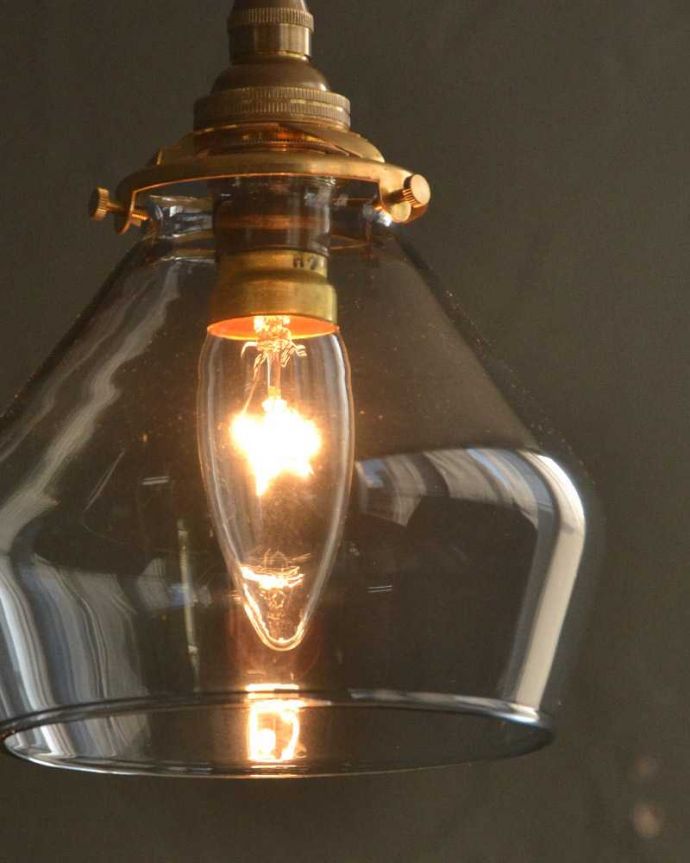 ペンダントライト　照明・ライティング　洋ナシのフォルムが可愛いペンダントライト（ブルー色）(コード・シャンデリア電球・ギャラリーA付き)。。(pl-270)