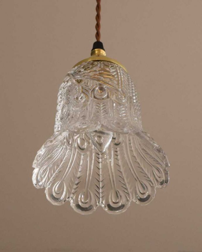 下から見たペンダントライト