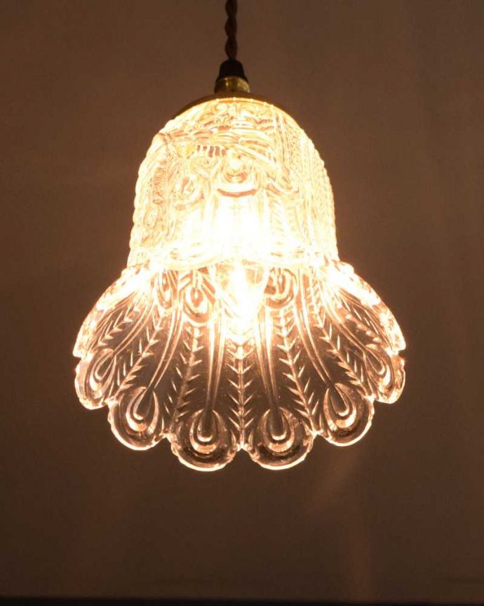 点灯後のペンダントライト