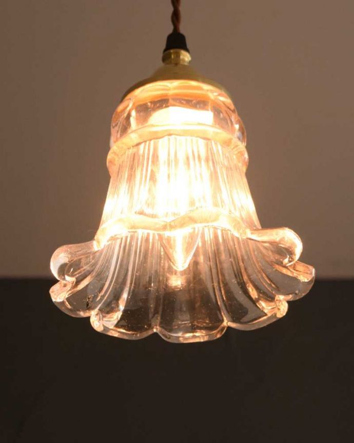 点灯後のペンダントライト