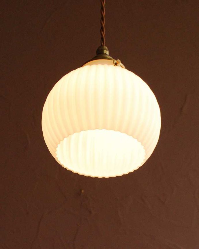 点灯後のペンダントライト
