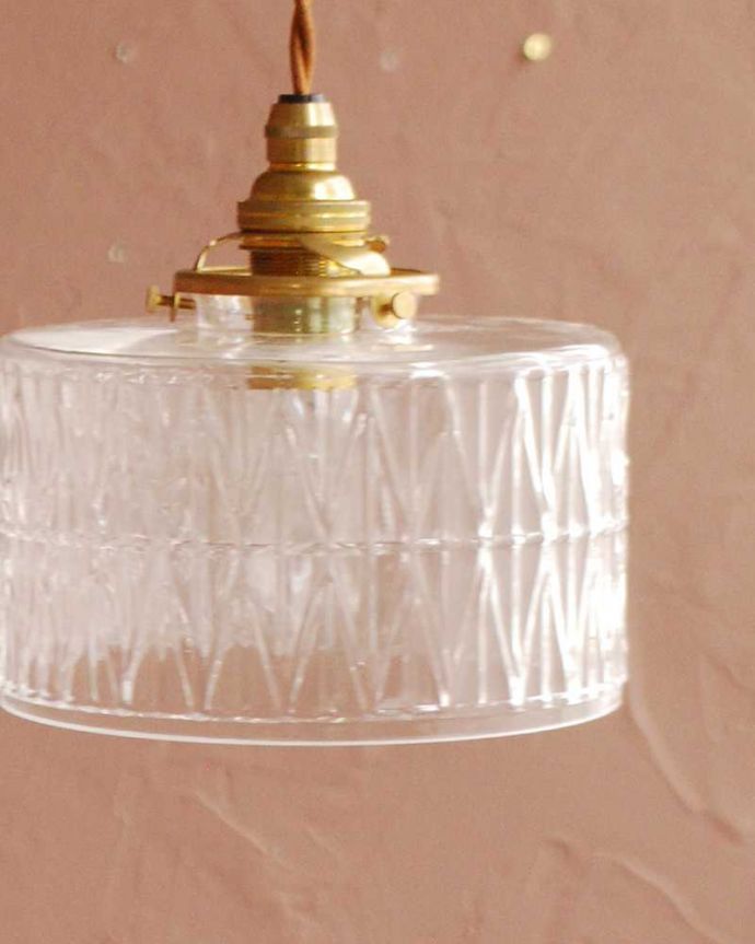 ガラスシェードの模様