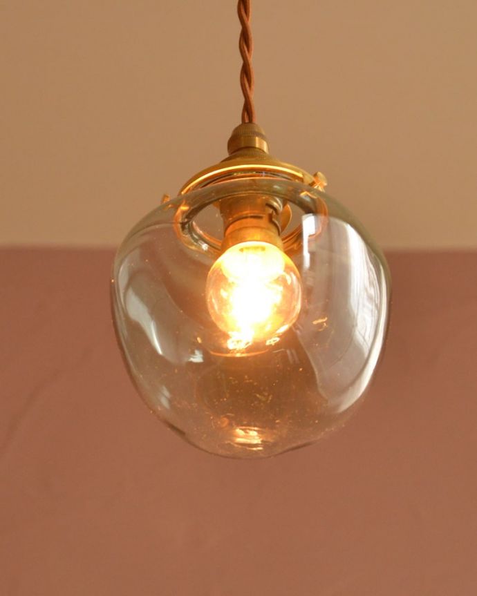 点灯後のペンダントライト