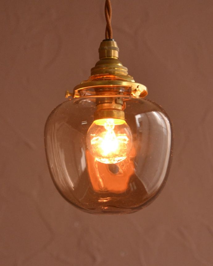 アンティーク風のペンダントライト