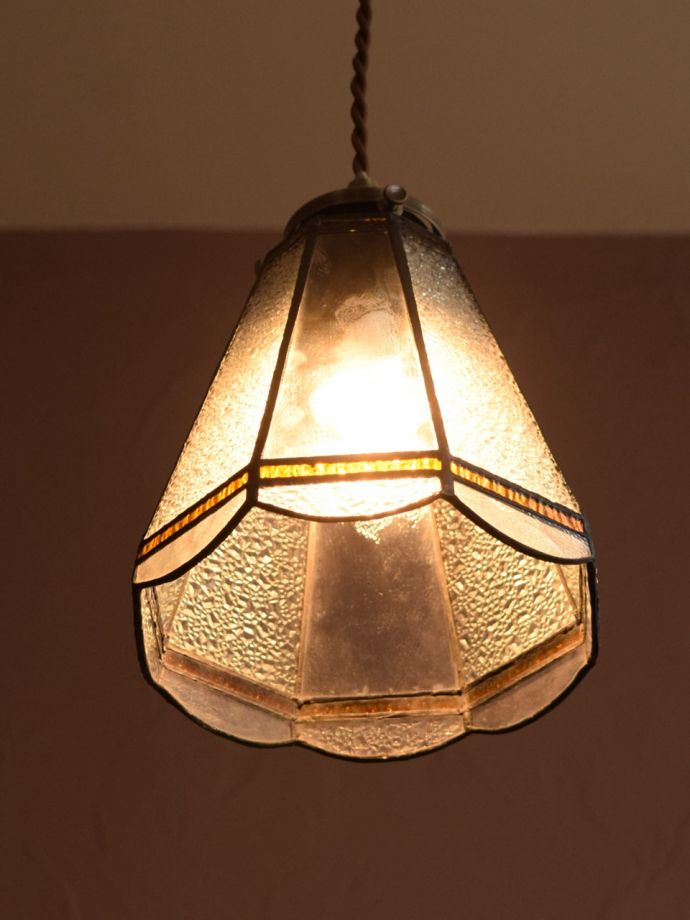 点灯後のペンダントライト