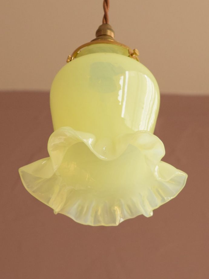 下から見たペンダントライト