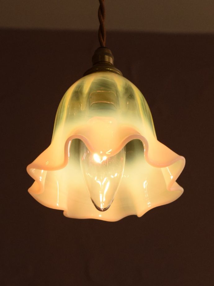 点灯後のペンダントライト