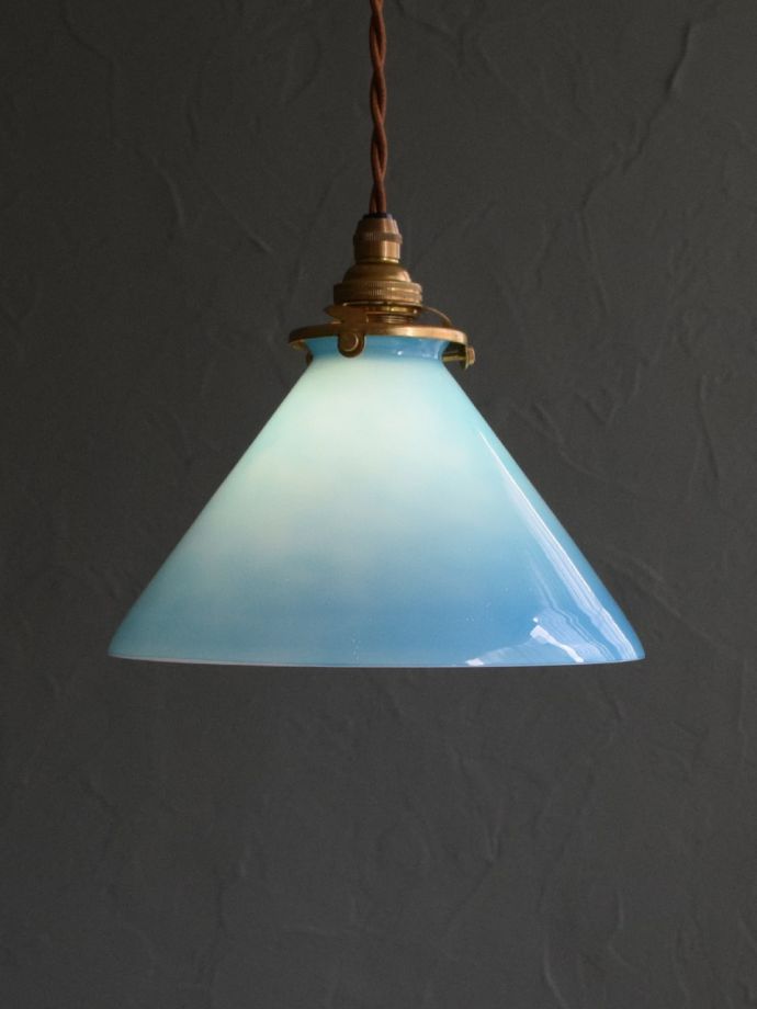 アンティーク風のペンダントライト