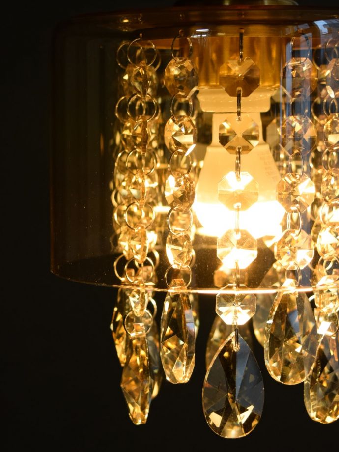 点灯後のペンダントライト