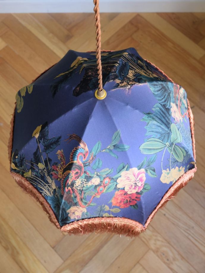 フランス生まれのペンダントライト