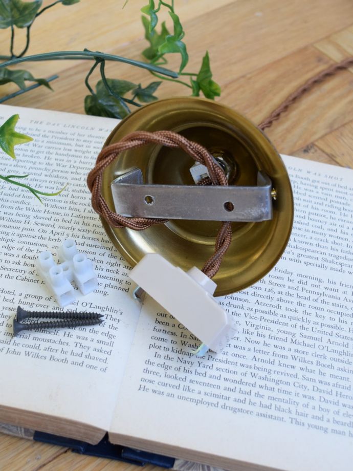 ペンダントライトの取り付け