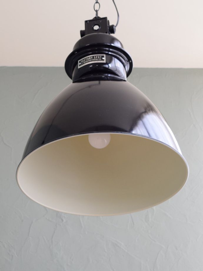 ビンテージ風のシェード