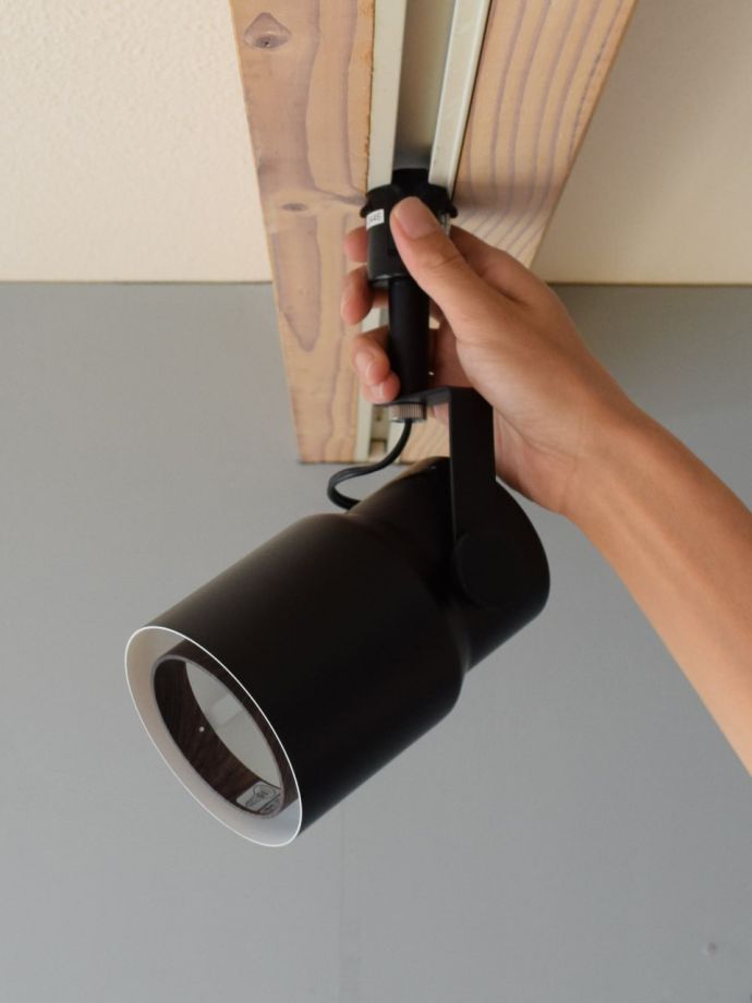 ライティングレールへの取り付け方