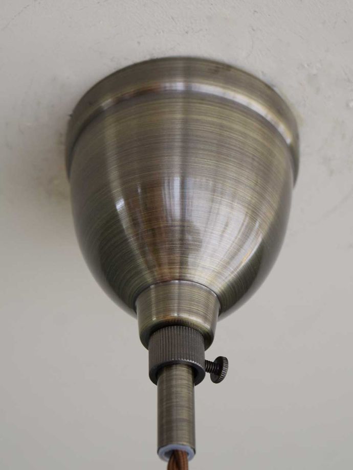 ペンダントライトの取り付け部分