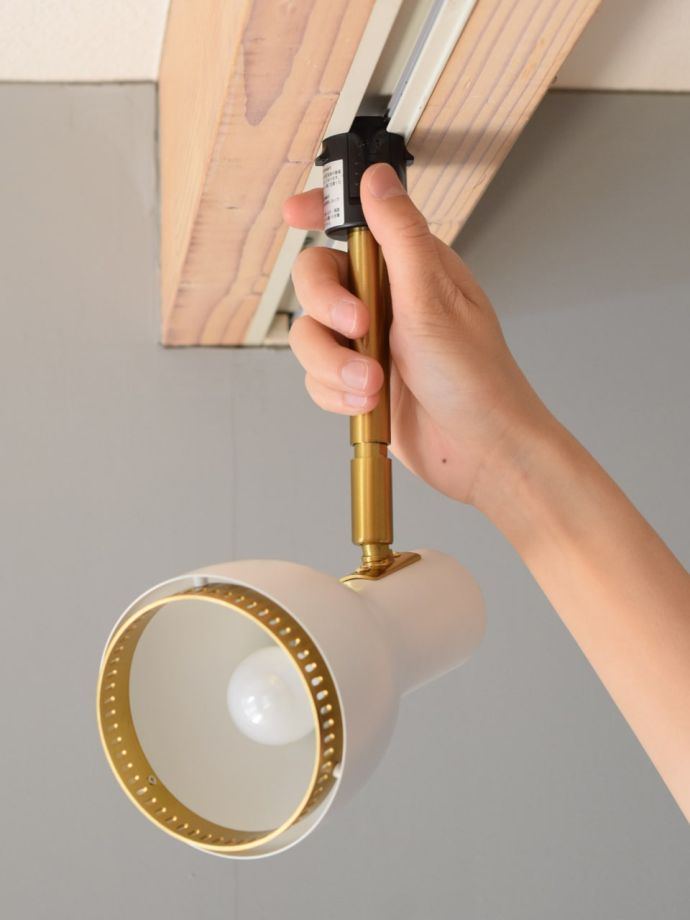 ライティングレールへの取り付け方