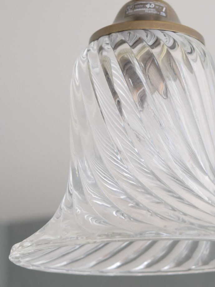 ガラスシェードの模様