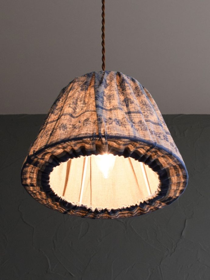 点灯後のペンダントライト