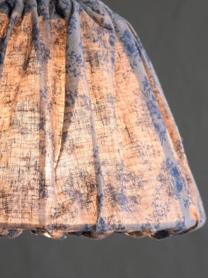 点灯後のペンダントライト