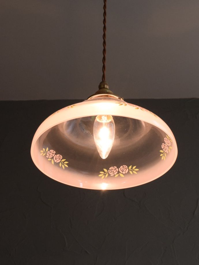 点灯後のペンダントライト