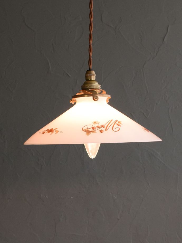 アンティーク風のペンダントライト