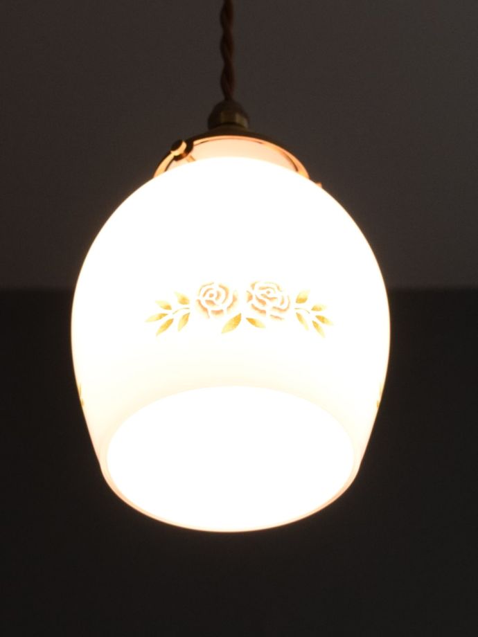 点灯後のペンダントライト