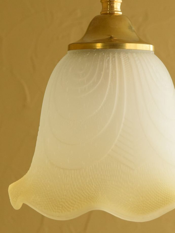 ペンダントライトの素材