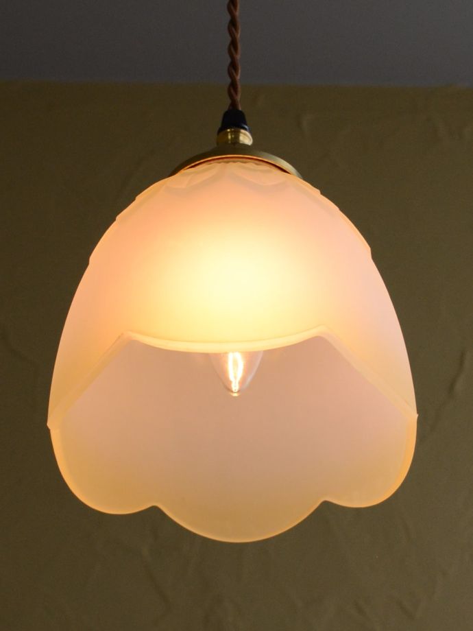 点灯後のペンダントライト