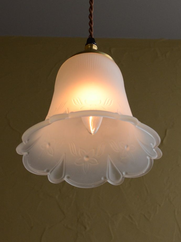 点灯後のペンダントライト