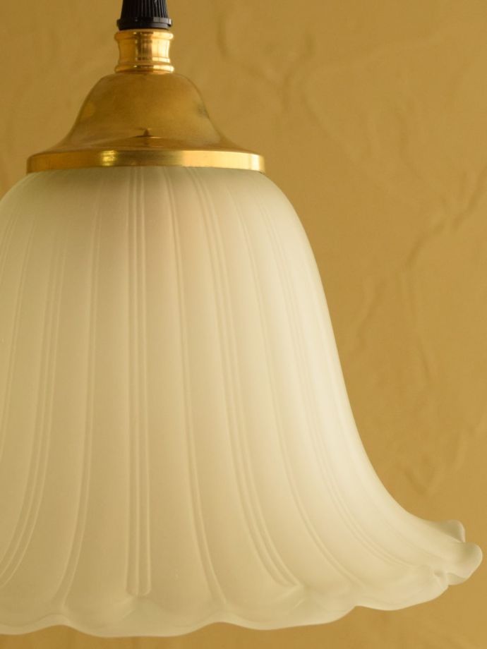 ペンダントライトの素材