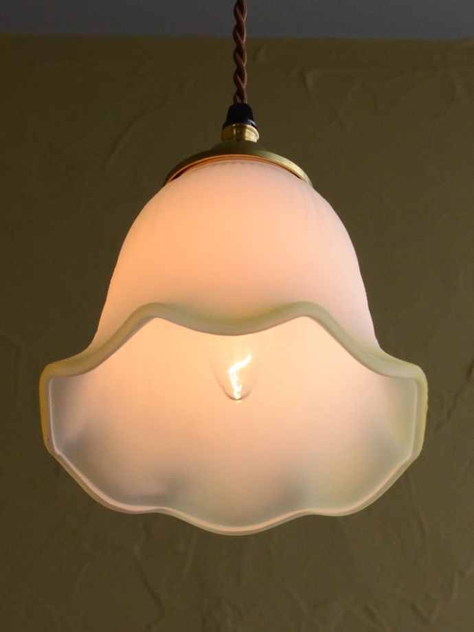 点灯後のペンダントライト