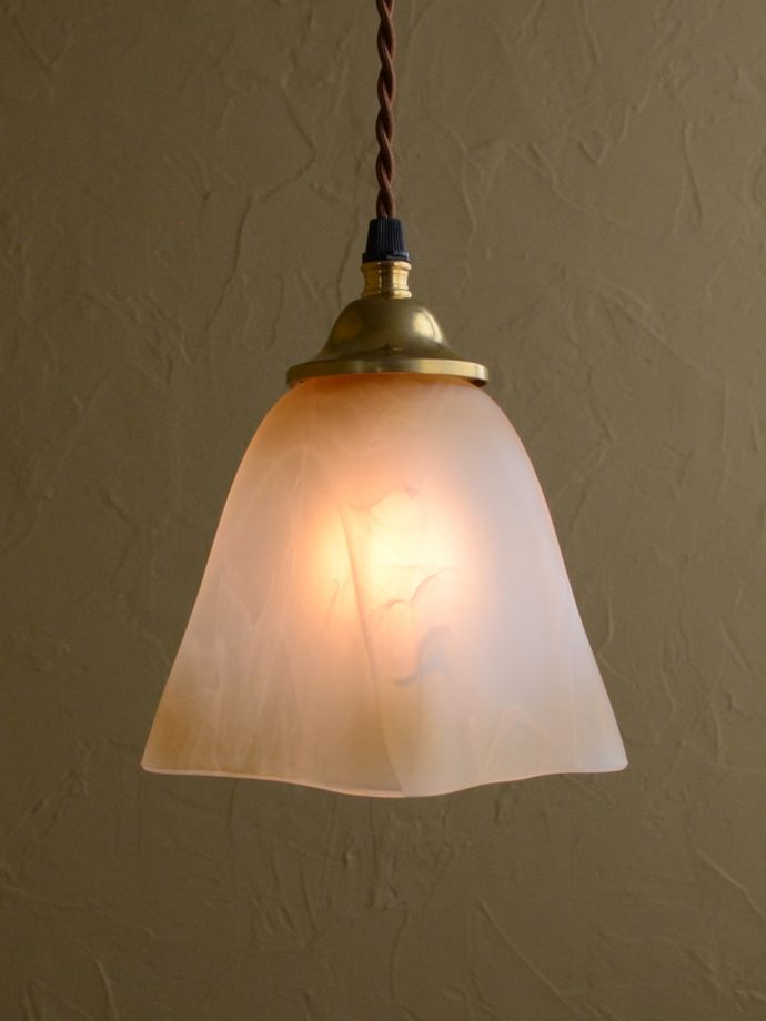 アンティーク風のペンダントライト