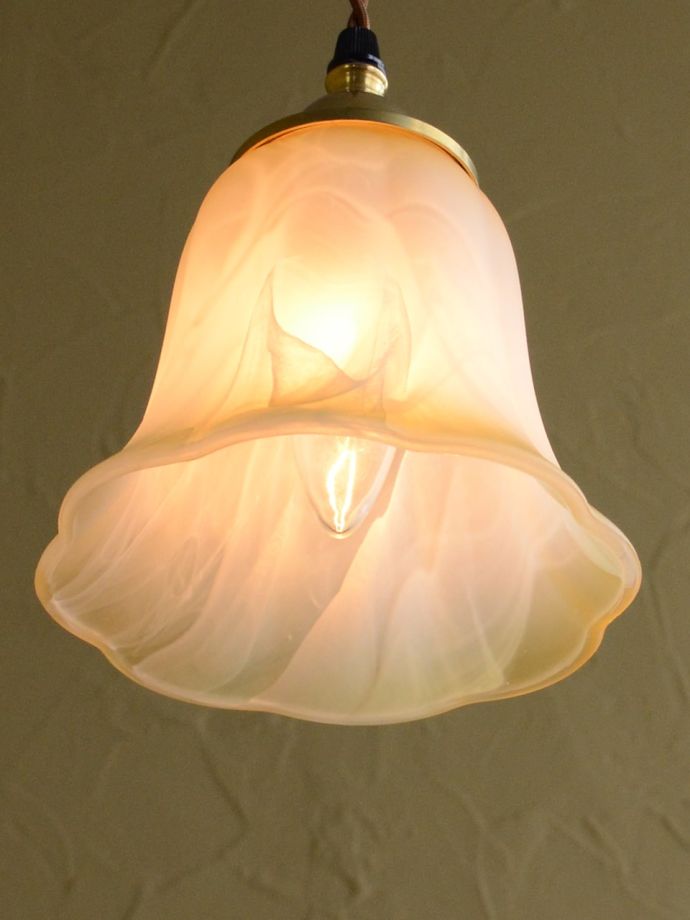 点灯後のペンダントライト