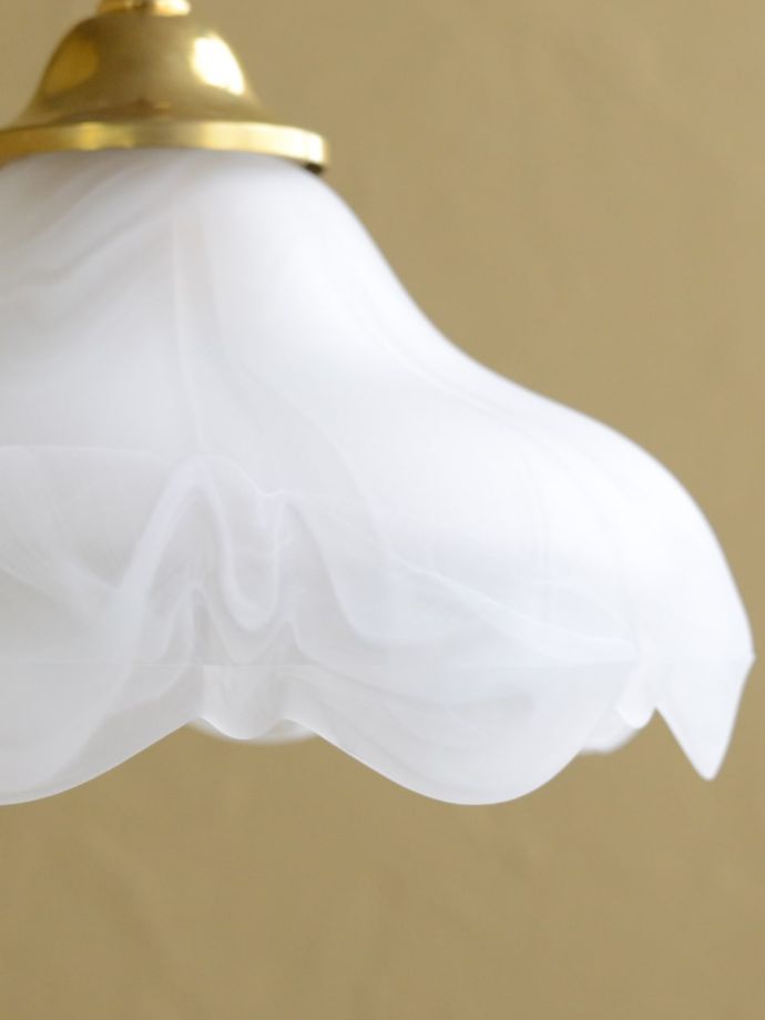 ペンダントライトの素材