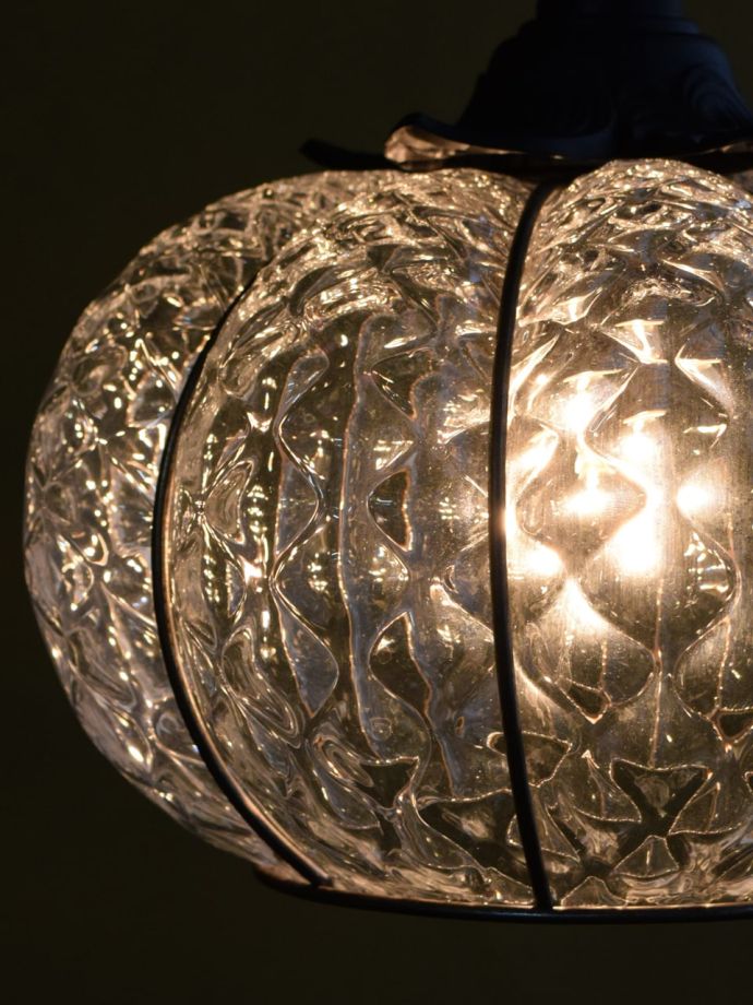 ムラーノガラスシェードからの灯り