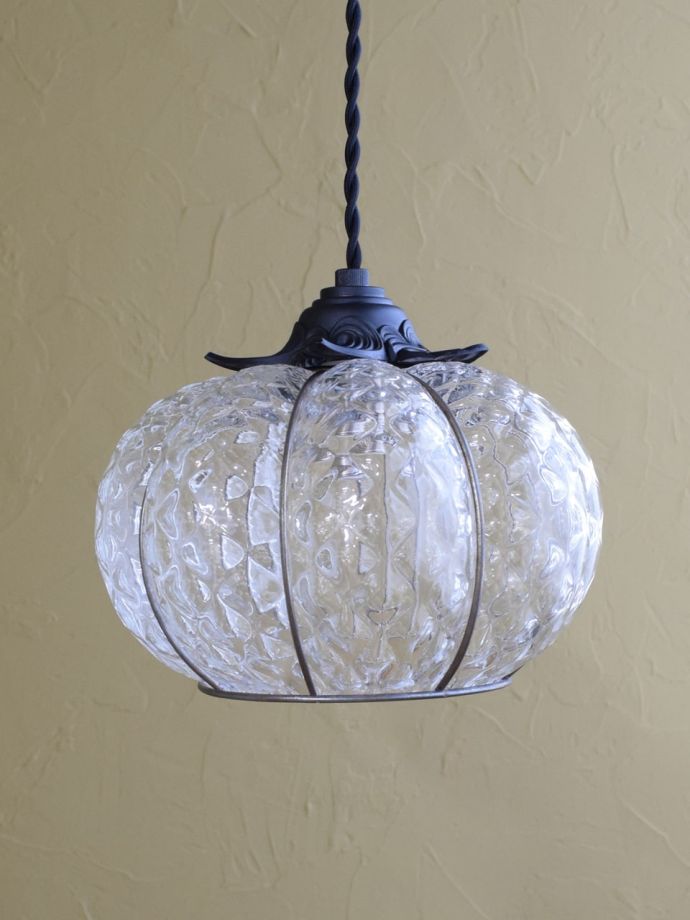 イタリア生まれのおしゃれなペンダントライト