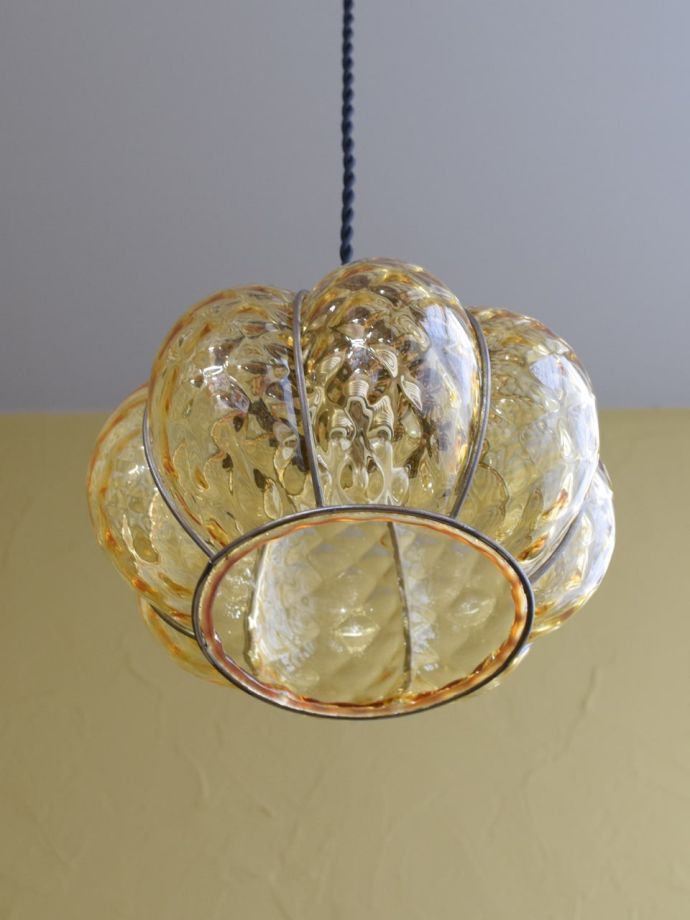 ハンドメイドガラスのシェード