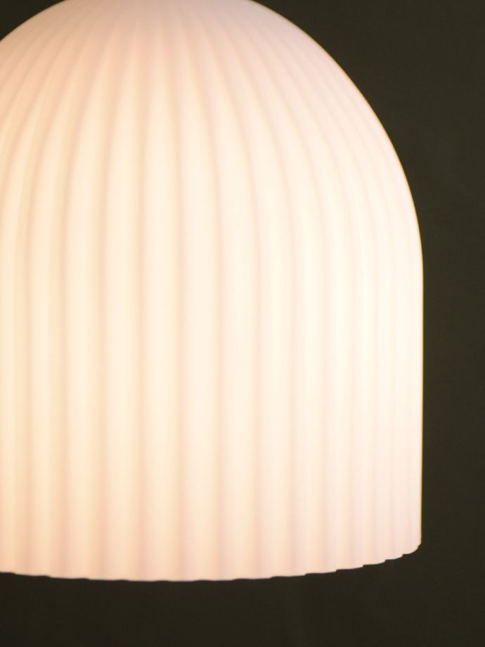 あたたかいペンダントライトの灯り