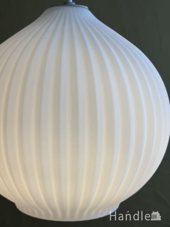 あたたかいペンダントライトの灯り