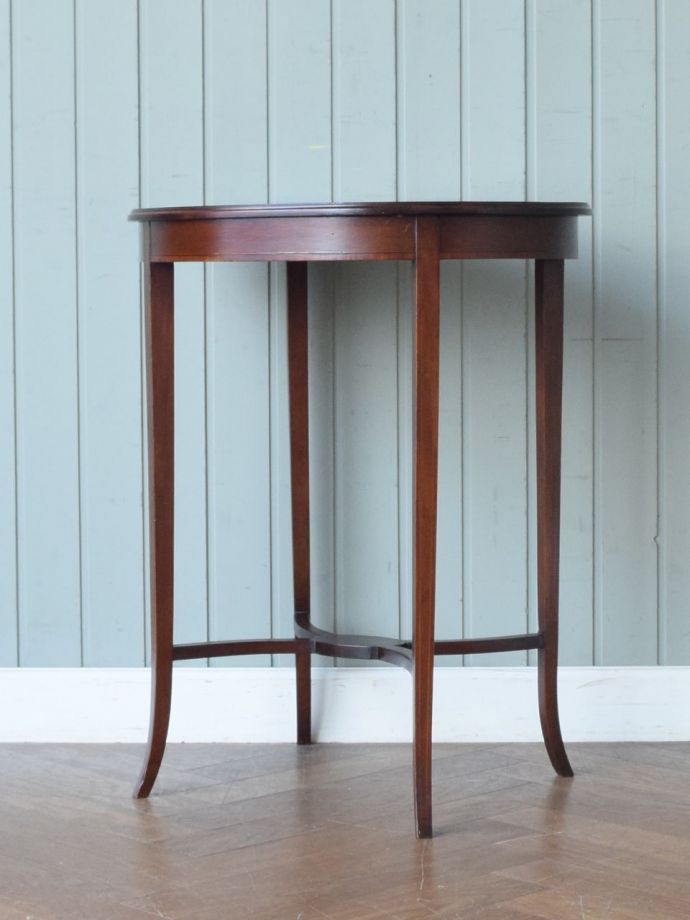 オケージョナルテーブルの側面