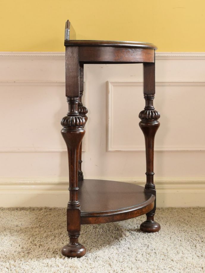 コンソールテーブルの側面