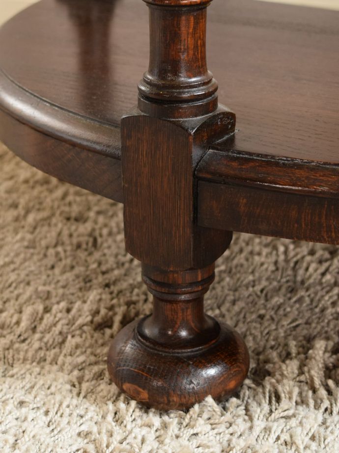 アンティーク家具の脚